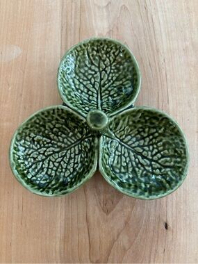 Vintage Olfaire Green Cabbage Leaf Triple Serving Dish - Decorative Snack Server